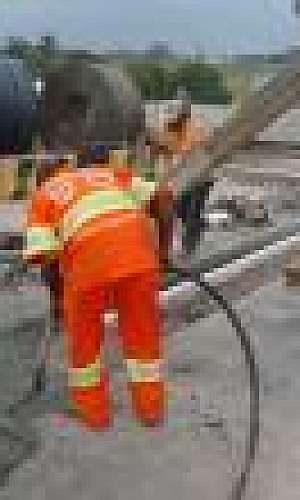 Juntas de dilatação em pisos de concreto armado Juntas de dilatação em pisos de concreto armado